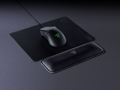 Ergonomic Wrist Rest for Gaming Mice: Anti-Slip Rubber Base - Angled Incline - Classic Black